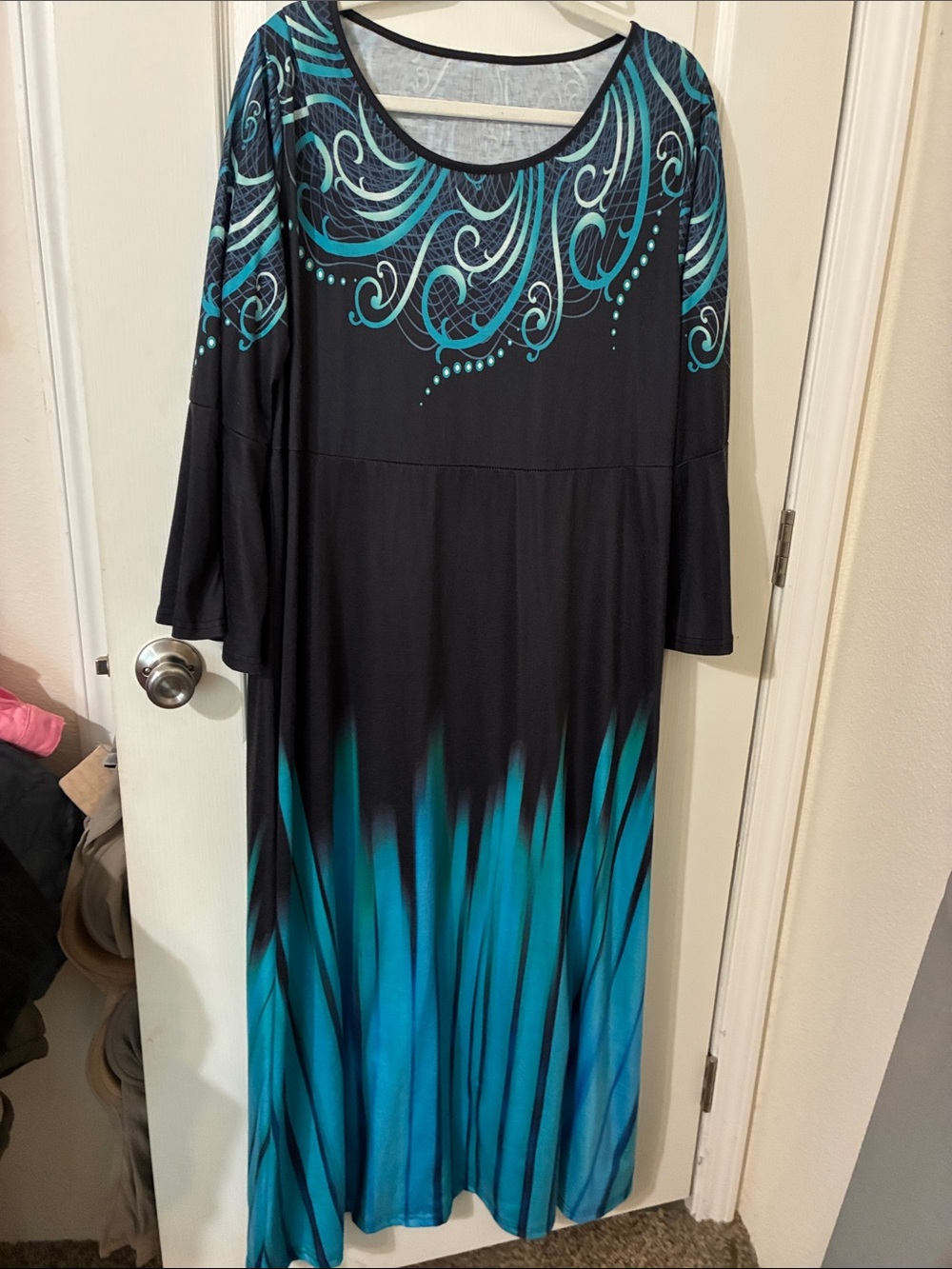 Black & Teal Printed Women's Maxi Dress